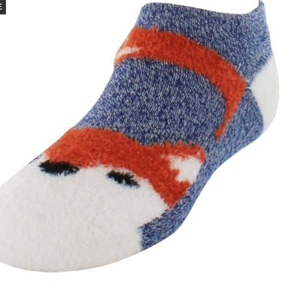 Cozy Cabin Fox face Ankle Socks - Aloe infused - Picture 2 of 3